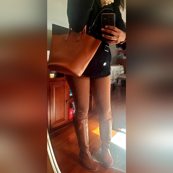 Massimo Dutti Leather Bucket Tote Bag - Picture 7 of 8